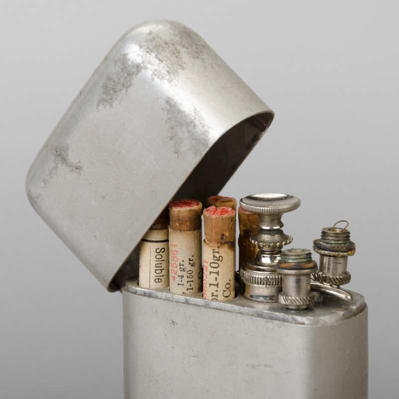 Portable Hypodermic Kit by Parke, Davis & Co. (Early XXth Century ) - Image 3