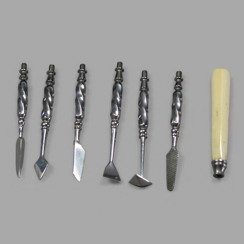 XIXth C. Dental Scaling Set - Image 3